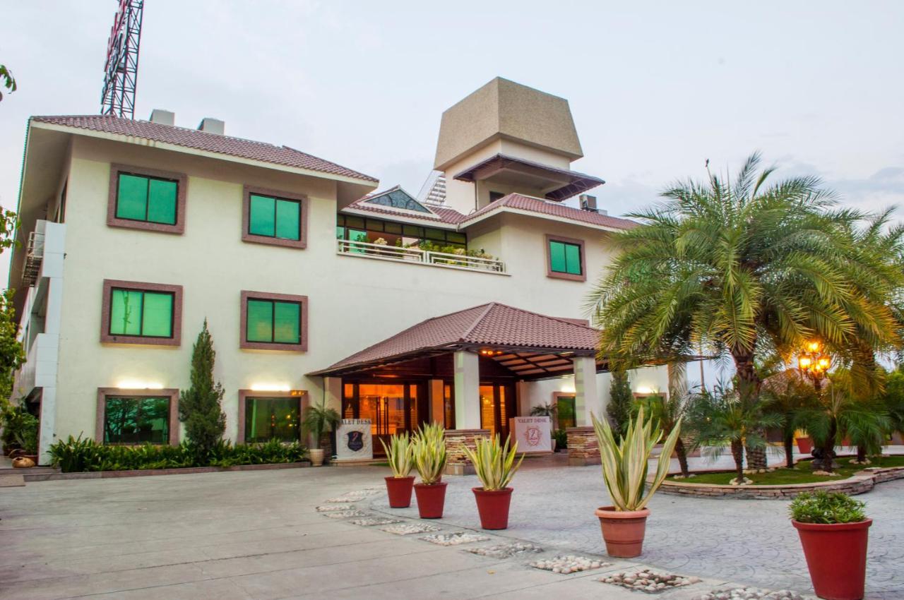 Jalsa Hotel & Banquets,Індаур Екстер'єр фото