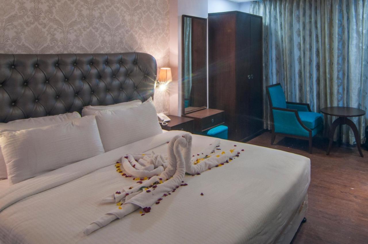 Jalsa Hotel & Banquets,Індаур Екстер'єр фото