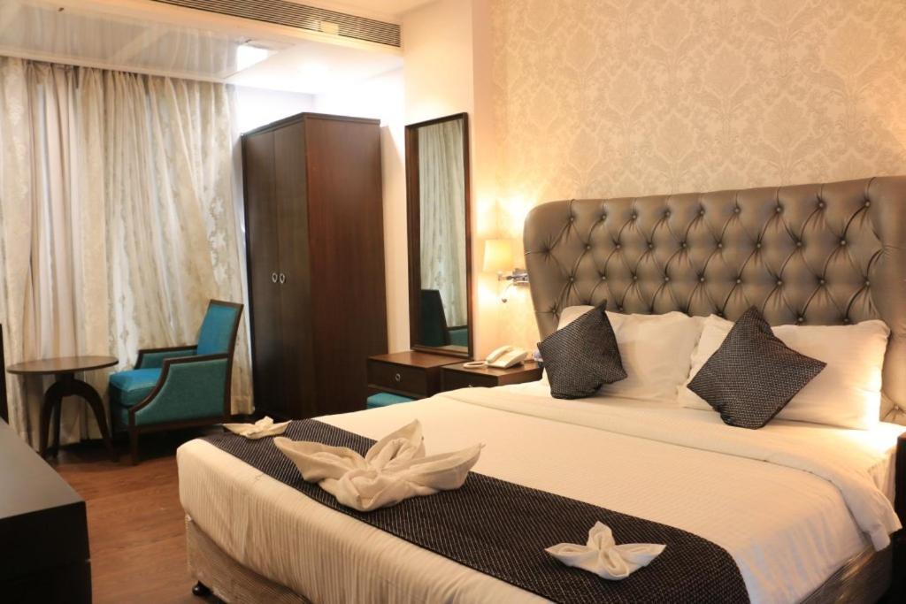 Jalsa Hotel & Banquets,Індаур Екстер'єр фото