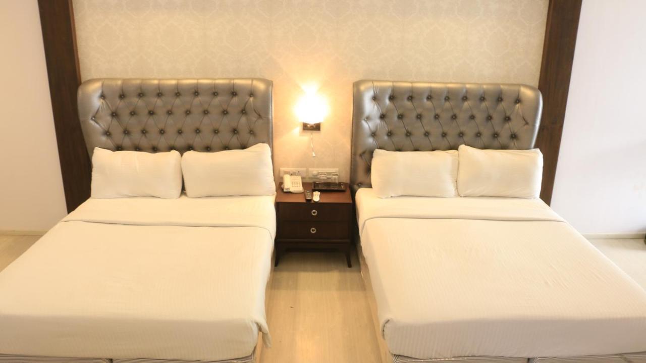 Jalsa Hotel & Banquets,Індаур Екстер'єр фото