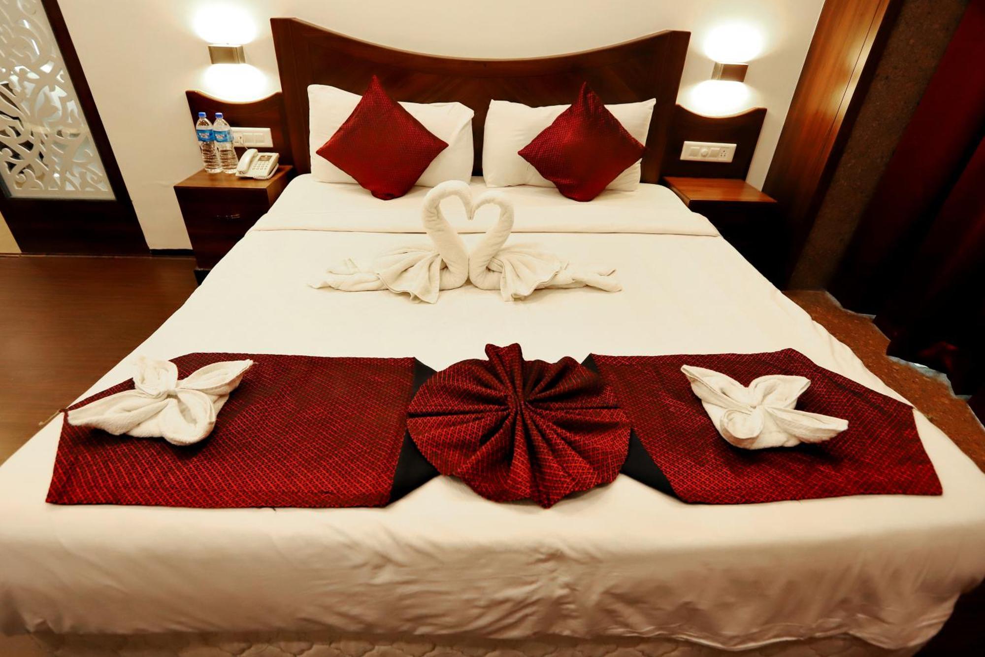 Jalsa Hotel & Banquets,Індаур Екстер'єр фото