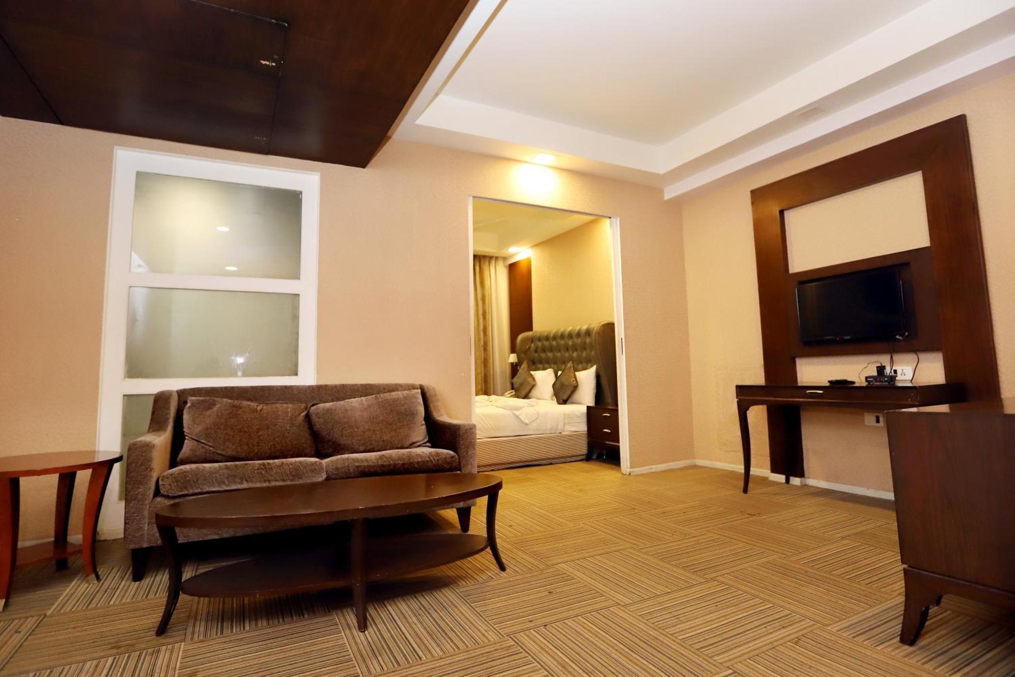 Jalsa Hotel & Banquets,Індаур Екстер'єр фото