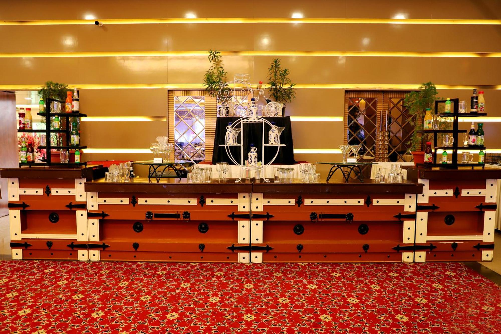 Jalsa Hotel & Banquets,Індаур Екстер'єр фото