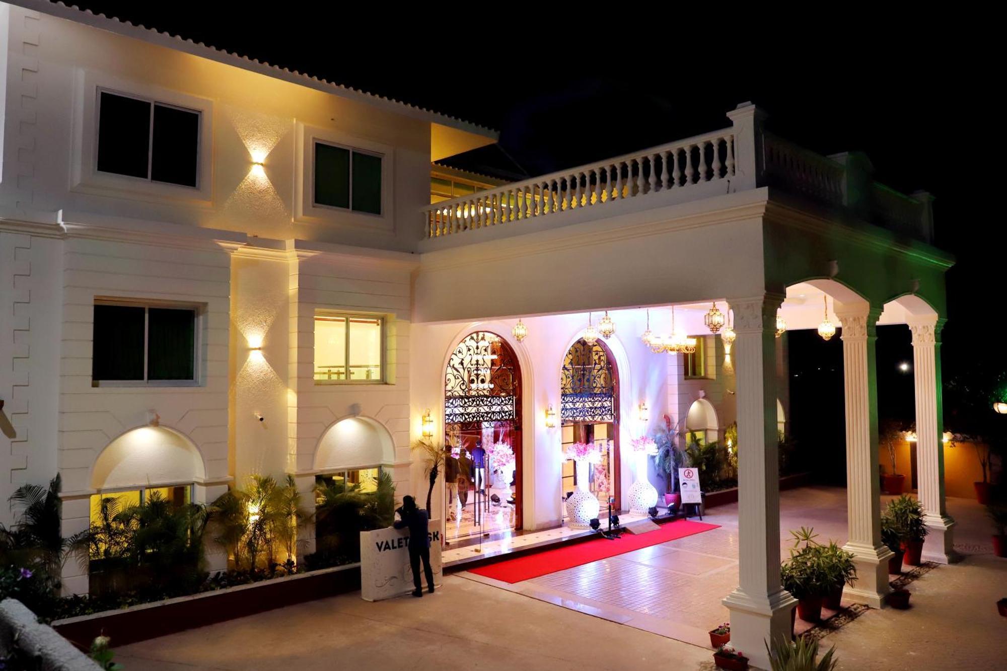 Jalsa Hotel & Banquets,Індаур Екстер'єр фото